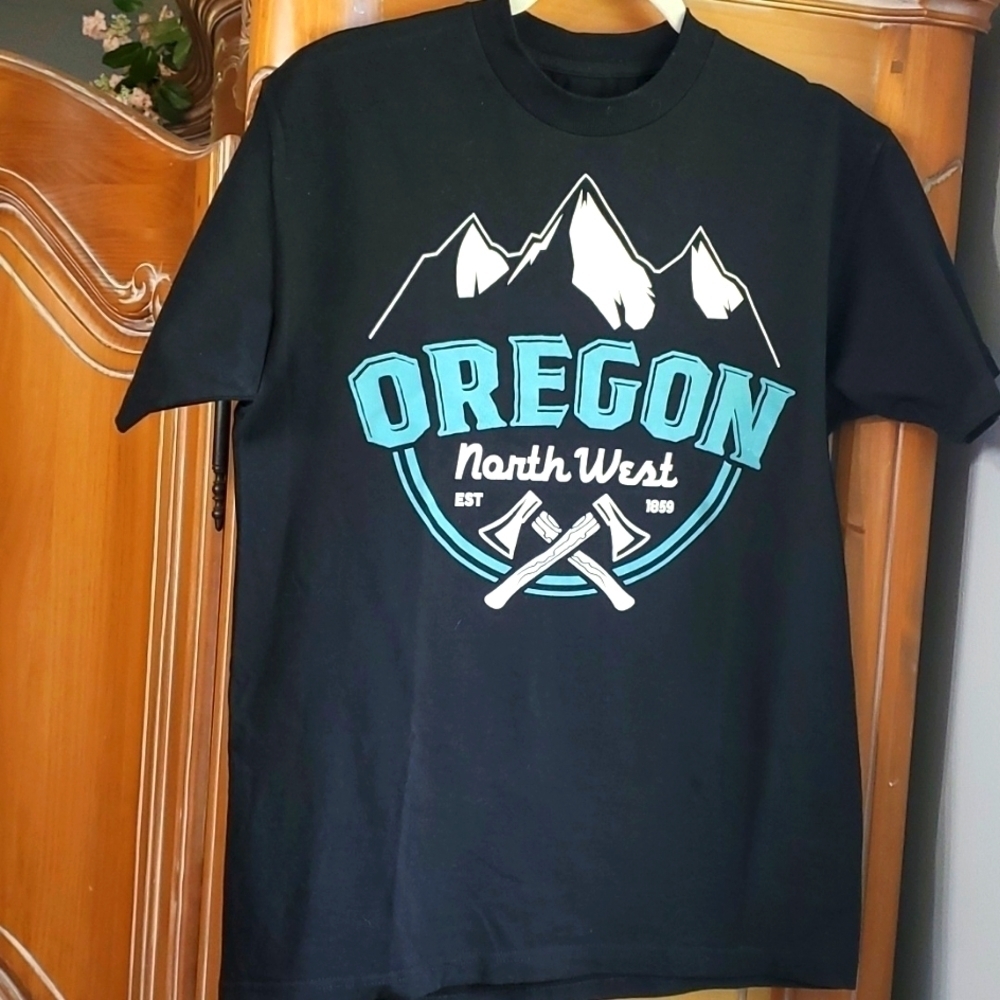 ¹PROVISIONS OREGON North West.  BLACK TEE. size‎ medium.